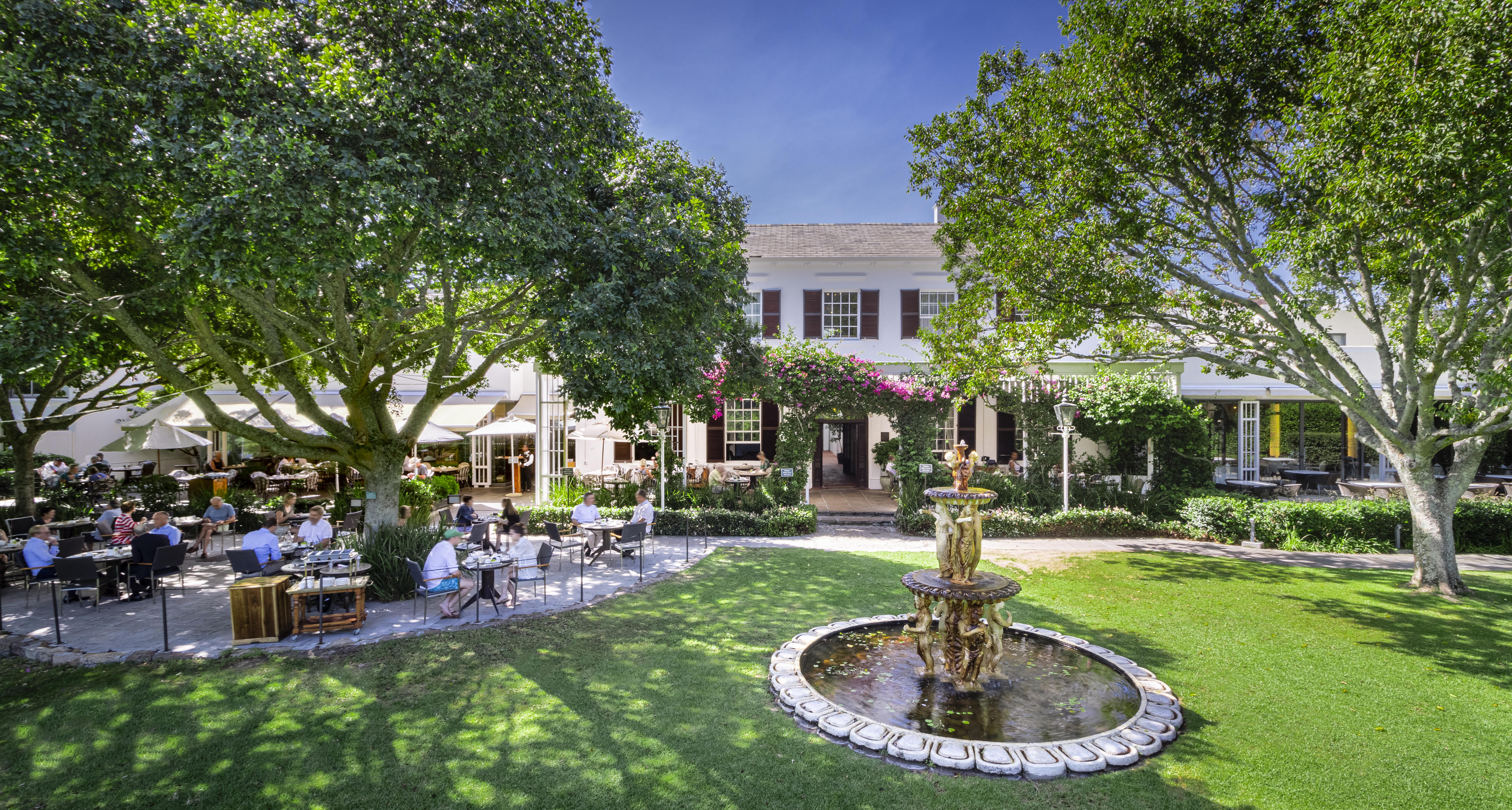 The Vineyard Hotel thumbnail 3